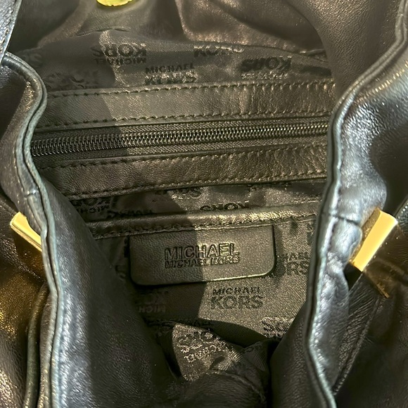 Michael Kors Large Soft Leather Drawstring Satchel, Black - Picture 6 of 8